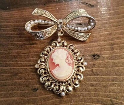 cameo brooch