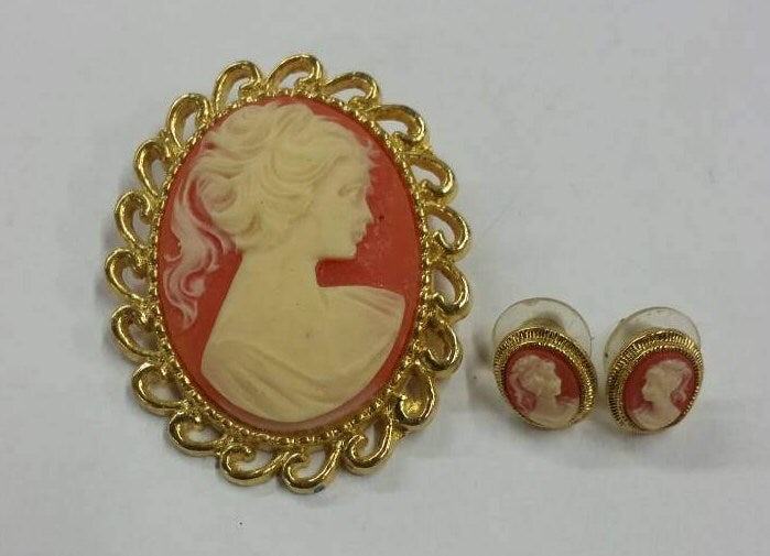 cameo brooch and earring set