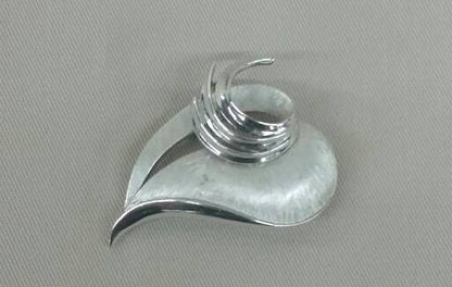 sterling silver trifari brooch