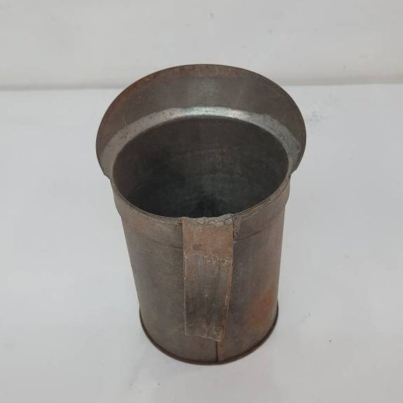 one quart oil can antique