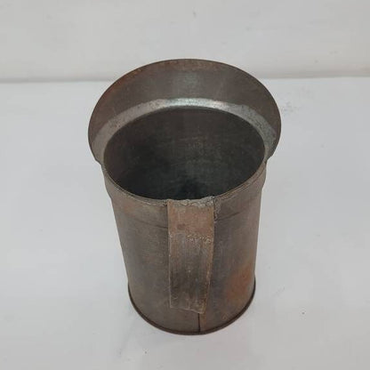 one quart oil can antique