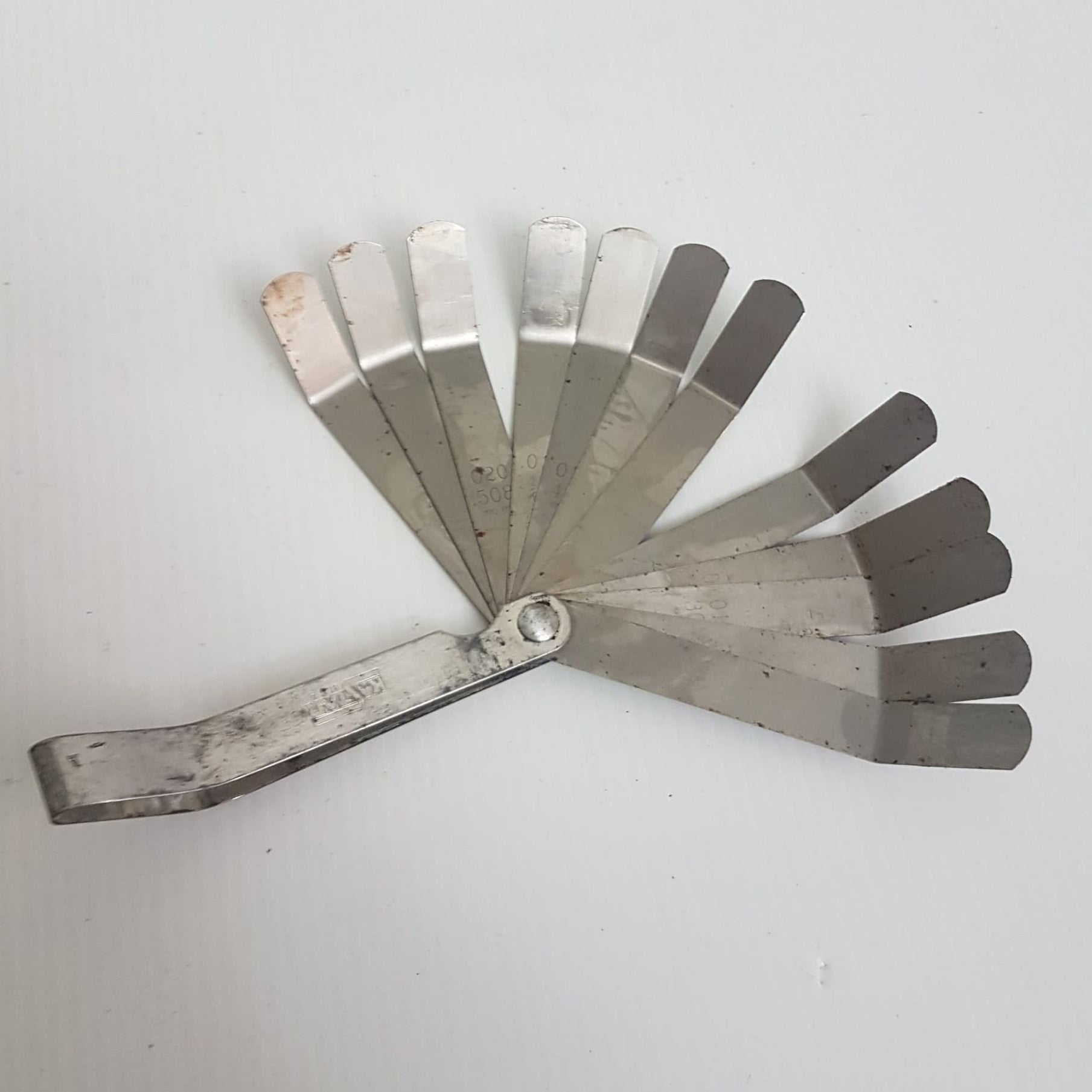 vintage kastar precision feeler gauge set of 12